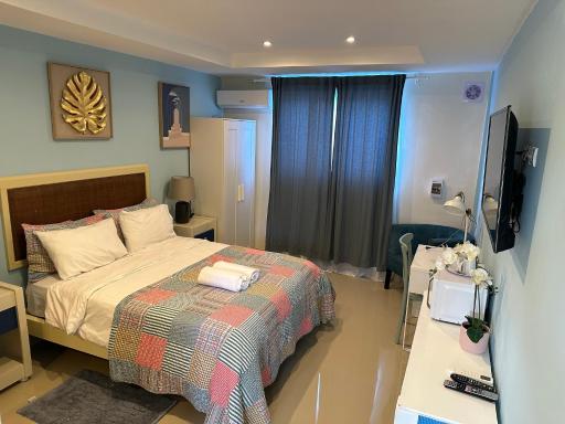 Noe Hotel , One Bed Room Close to The beach Room #1 - Housity