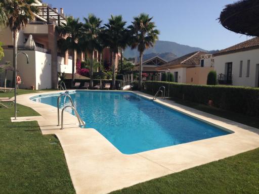 El Casar Apartments - Housity