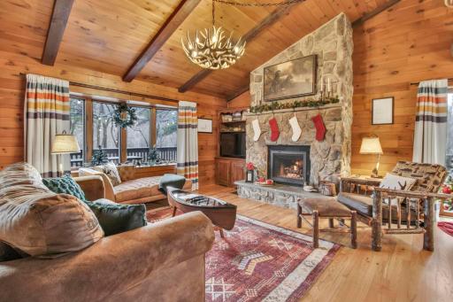 WaterFront Cabin on Tunkhannock Creek - Housity