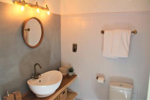 Minds & Mountains Eco Lodge - Housity