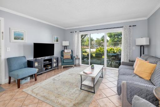 Ocean Walk P-13 - Housity