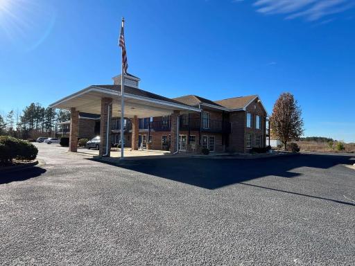 Motel 6 Bracey, VA I 85 - Housity