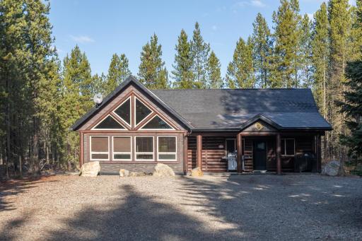 Wolf Den - Housity