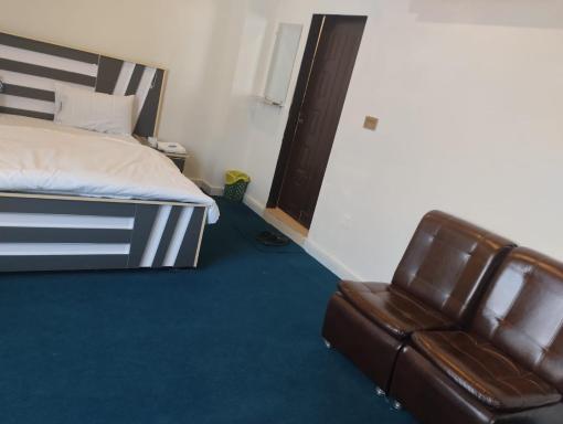 Hotel Royal Sweet - Housity