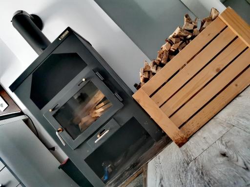 Urocze studio w sercu Cieplic - Housity