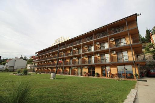 Hotel La Terrazza - Housity
