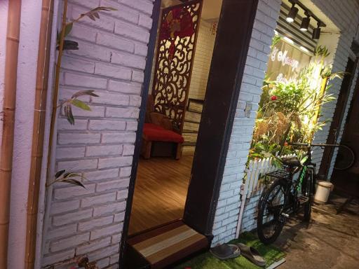 Center of Hoan Kiem Lake - 1 bed room, maximum 2 people - Housity