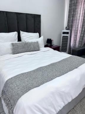 Beevap Guesthouse - Housity