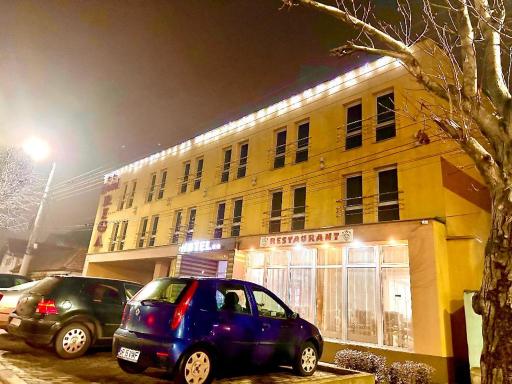 Hotel Riga - Housity