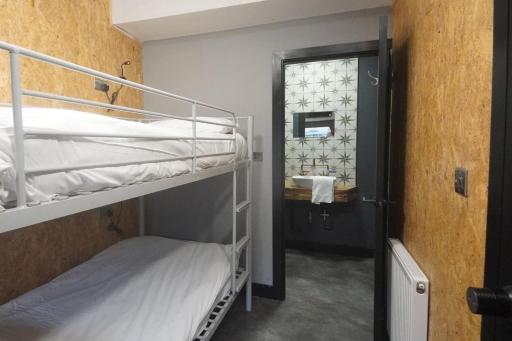 Mansel House - Family Rooms - By TIFA Stays - Housity