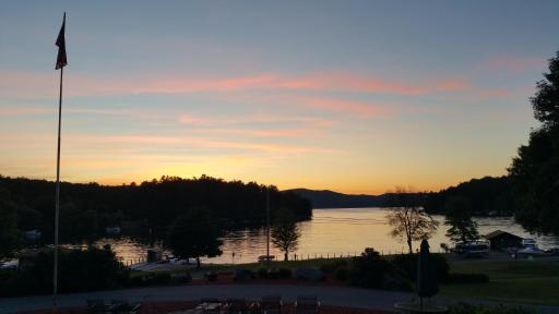Bayside Resort, Lake George NY - Housity