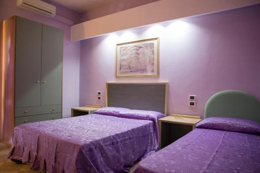 Maximo Hotel - Housity