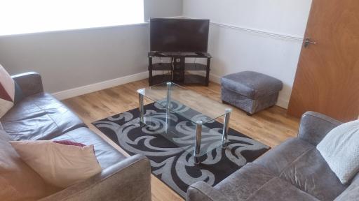 Spacious Holistic Double Room - Housity
