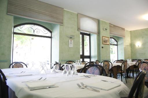 Hotel Narnia - Housity