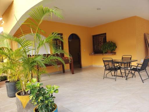 Quiet Retreat - Housity