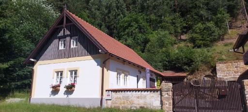 Hlučov Lesní Chalupa - Housity