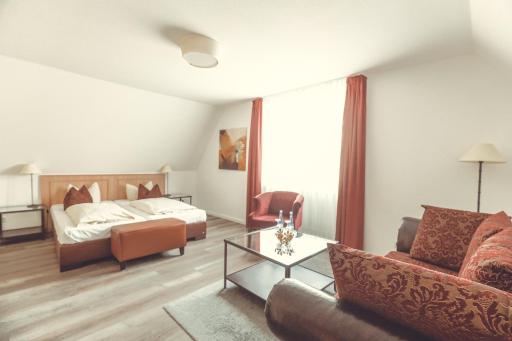 Hotel- Restaurant Einklang - Housity