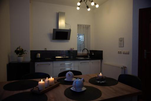 Noclegi "Poza Szlakiem" - Housity