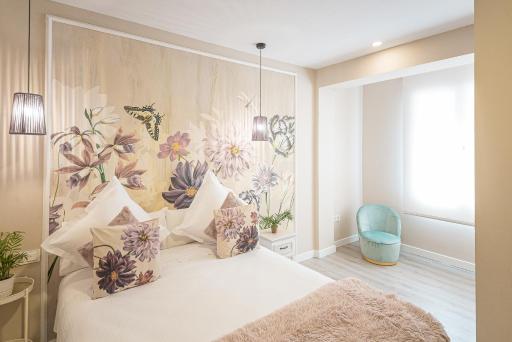 Hostal Plaza Boutique - Solo adultos - Housity