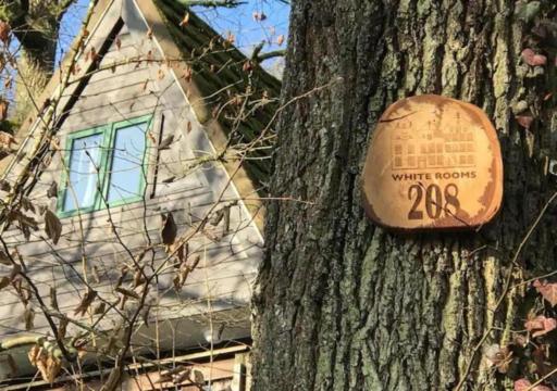 Charming Chalet Whistler in the Heart of Durbuy - Housity