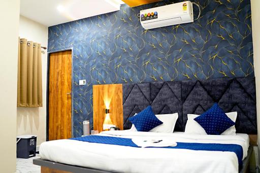 Hotel Mahalok Palace - Housity