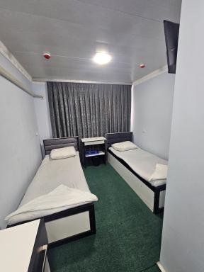 Bahra Hotel - Housity