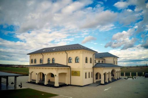 Hotel Restaurant Imperium - Housity