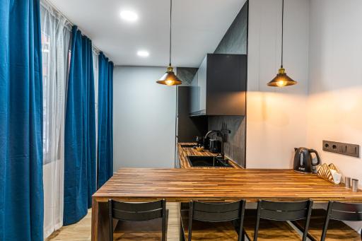 VR LATINA APARTMENTS - Housity