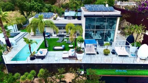 The BLUE Villa Barcelona - Housity