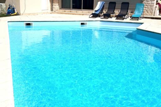 Gîte du Midi de Saint-Porchaire - Charmante maison de vacances avec piscine chauffée - Housity
