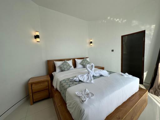Pinggan Cliff - Housity