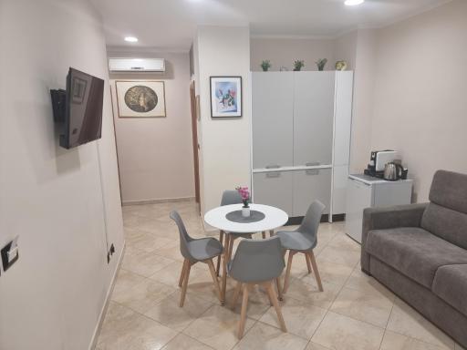 Loft Magna Grecia Reggio Calabria Centro Storico a 3 minuti a piedi dal mare - Housity