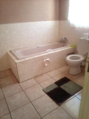 Nafi guest house - Housity