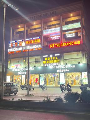 Hotel Md Residency - Housity