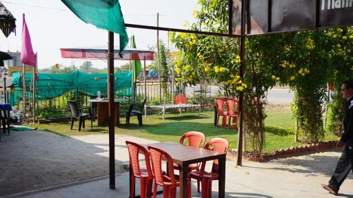 HOTEL KANTI PALACE - Housity