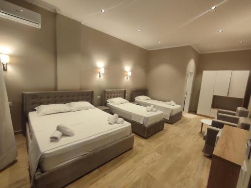 Edi Murrizi - Housity