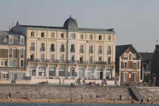 Hotel Kyriad Saint Malo Centre Plage - Housity