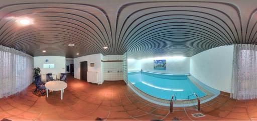 Hotel Restaurant Zum Jägerheim mit Innenpool - Housity