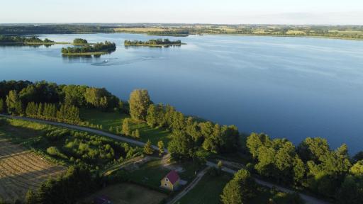 HEXAGON HONEY HOUSE+ prywatna plaża+jezioro+ stawy+ gospodarstwo+ pasieka - Housity