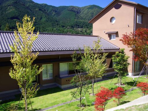 Gero Onsen Yukyunohana - Housity