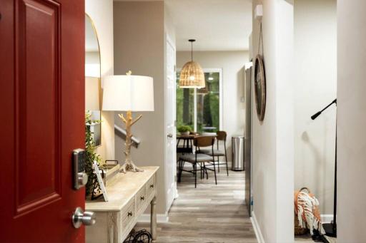Spacious Oasis in Quiet Suburb - Housity