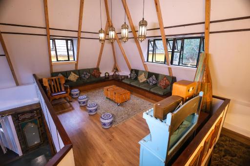 Stone House Bungalow - Housity