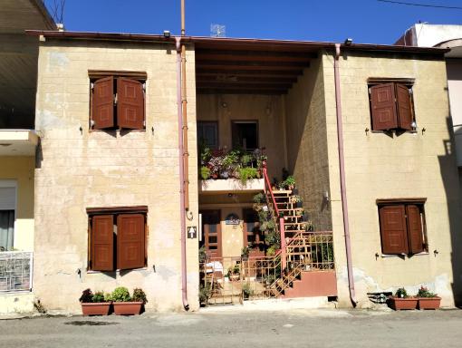 Old House - Housity