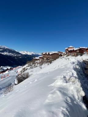 Chaleureux appartement grand panorama 2 avec piscine au pied des pistes - Housity