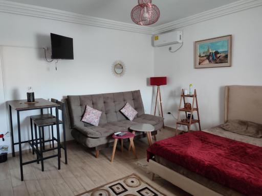 Modern Oasis - Rare stylish apartment - Housity