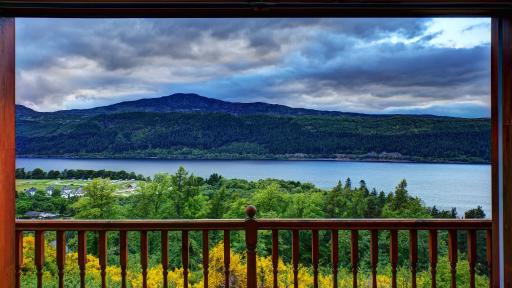 Lodges on Loch Ness - Housity