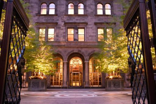 Lotte New York Palace - Housity