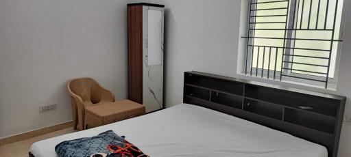OYO 82070 RV Ruthra Lodge - Housity
