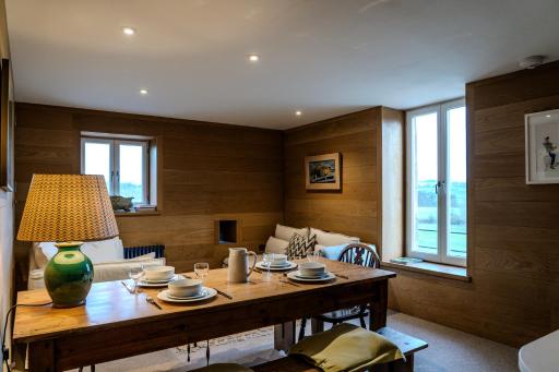 The Hayloft at Lower Hurst Farm - Housity