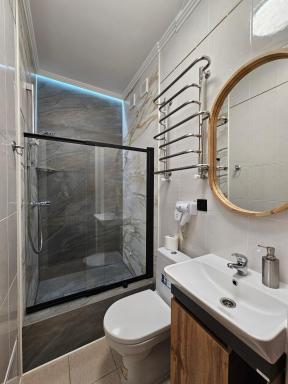 Petropavlivska apartment тиха вуличка в центрі Старого міста - Housity